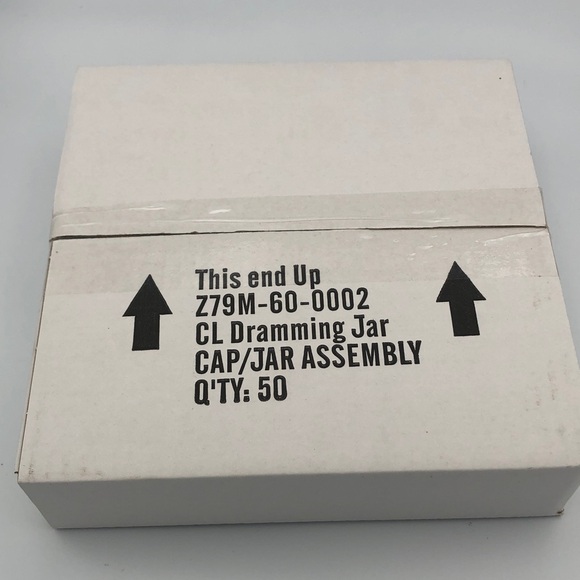 Clinique White Sample Jars Collection box of 50 jars - Picture 4 of 6